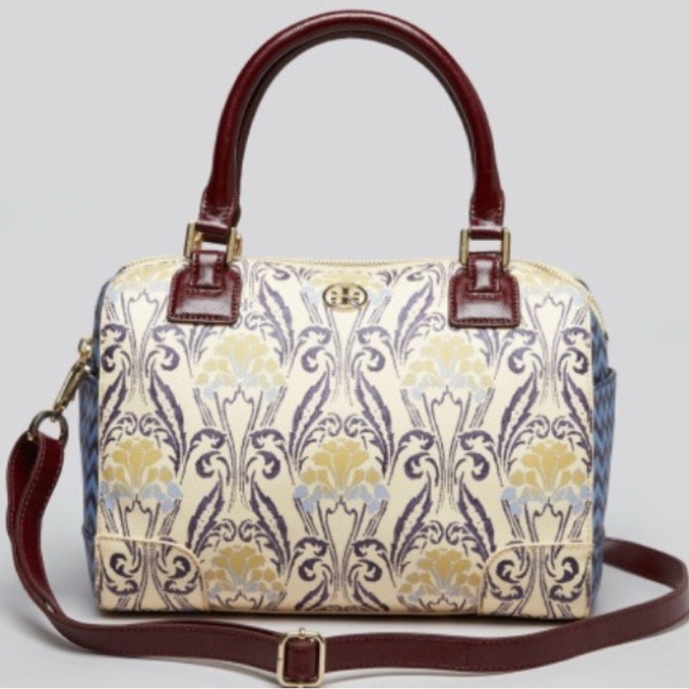 ⭐️RARE⭐️Tory Burch Robinson Middy Satchel. Excellent used condition